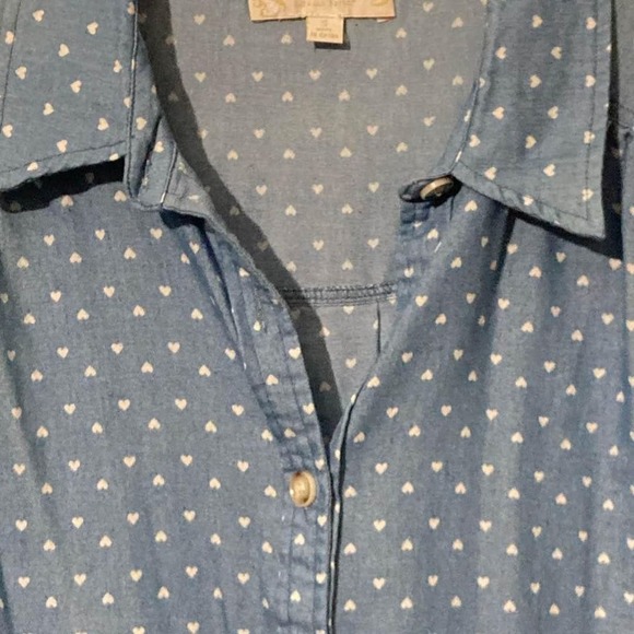 Oversized long hearts button down shirt Small - Picture 5 of 5
